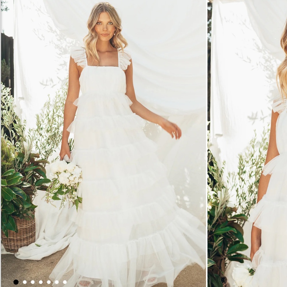 Show Me Your Mumu White Fairytale Maxi Dress- size Small